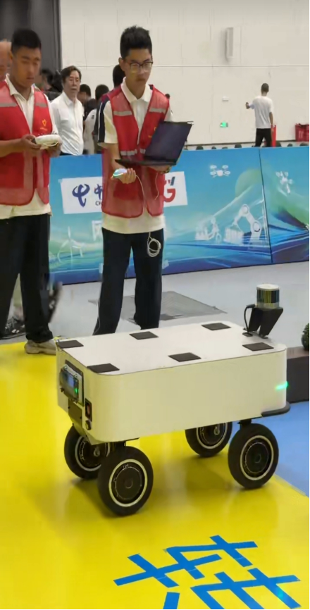 4WD omnidirectional robot chassis wins 3rd place, outperforms mainstream robot brands & university teams
